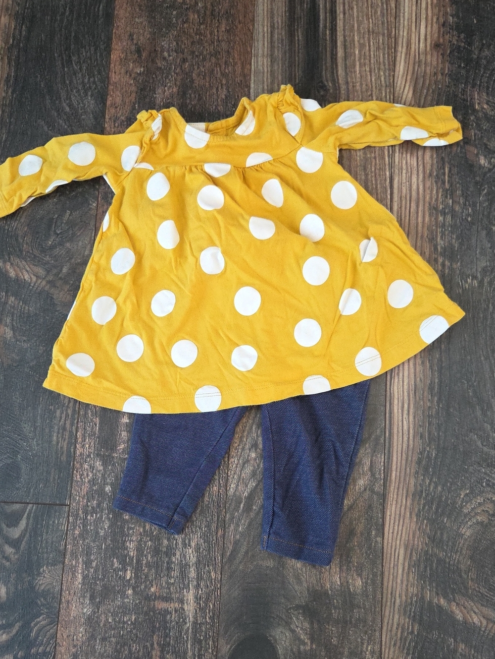 Carters Set